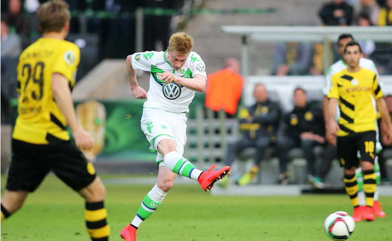 北京时间12月10日凌晨04：00，2025／26赛季欧冠联赛阶段第六轮的一场关键对决将在诺坎普球场上演。