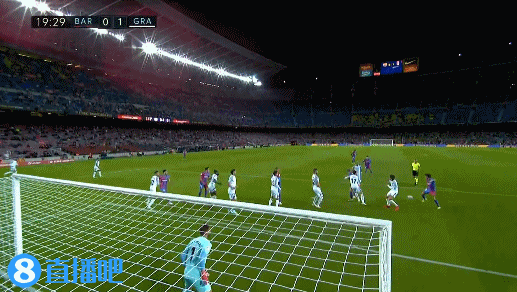 热刺队长罗梅罗停赛遭质疑，将缺席年末关键战！（罗梅罗停赛引争议，热刺队长将缺阵年末关键战！）