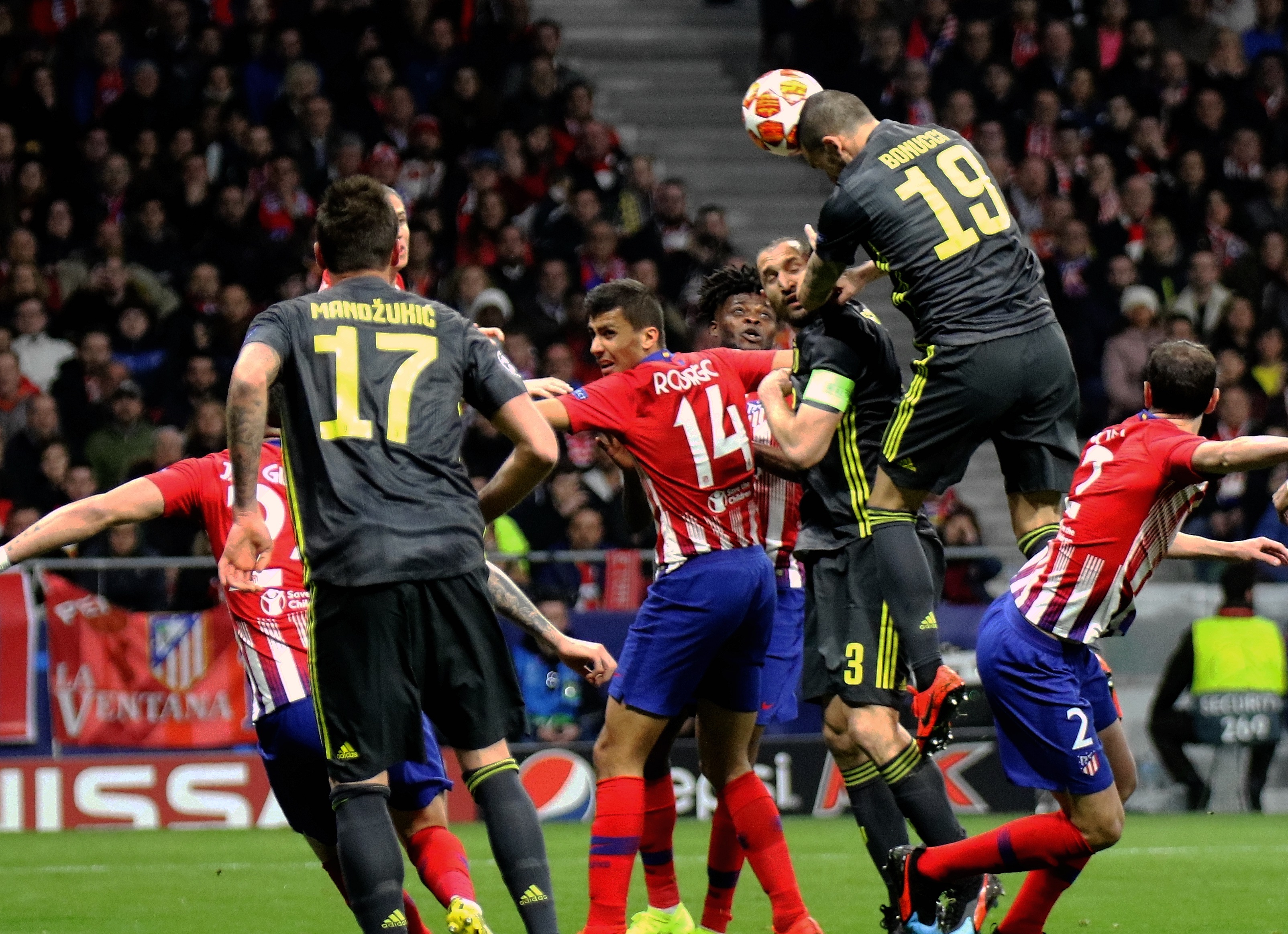 亚马尔：世界杯西班牙会夺冠吗？是的；我最听我妈妈的话